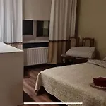 Riia 10, 2-bedroom - 2 Big Beds 1 Extra Bed-parking Free