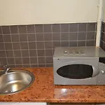 Riia 10, 2-bedroom - 2 Big Beds 1 Extra Bed-parking Free