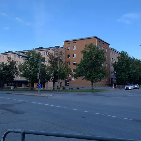 Riia 10, 2-bedroom - 2 Big Beds 1 Extra Bed-parking Free Apartament *
