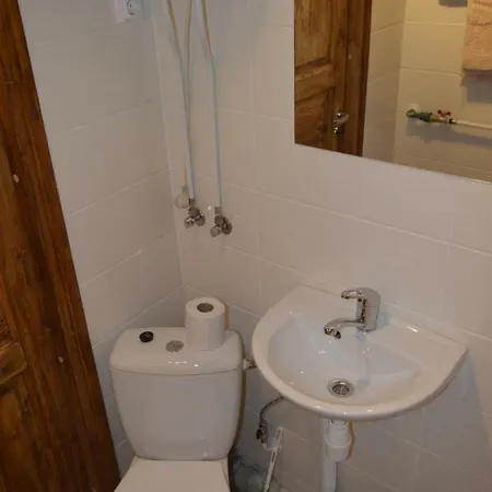 Apartament Riia 10, 2-bedroom - 2 Big Beds 1 Extra Bed-parking Free