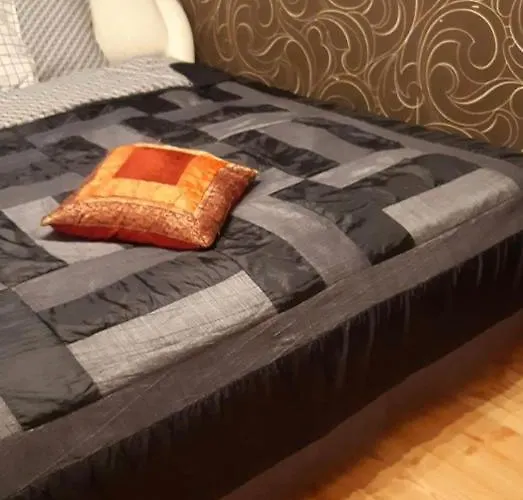 Apartmán Riia 10, 2-bedroom - 2 Big Beds 1 Extra Bed-parking Free *