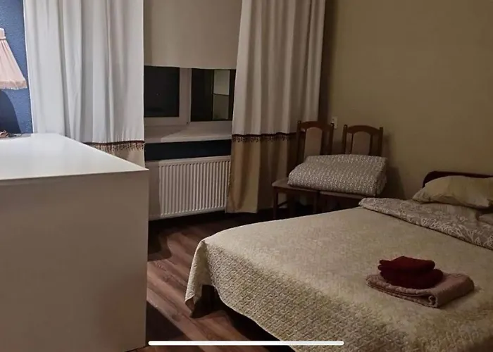 Riia 10, 2-bedroom - 2 Big Beds 1 Extra Bed-parking Free