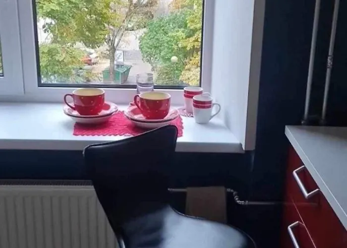 Riia 10, 2-bedroom - 2 Big Beds 1 Extra Bed-parking Free Tartu